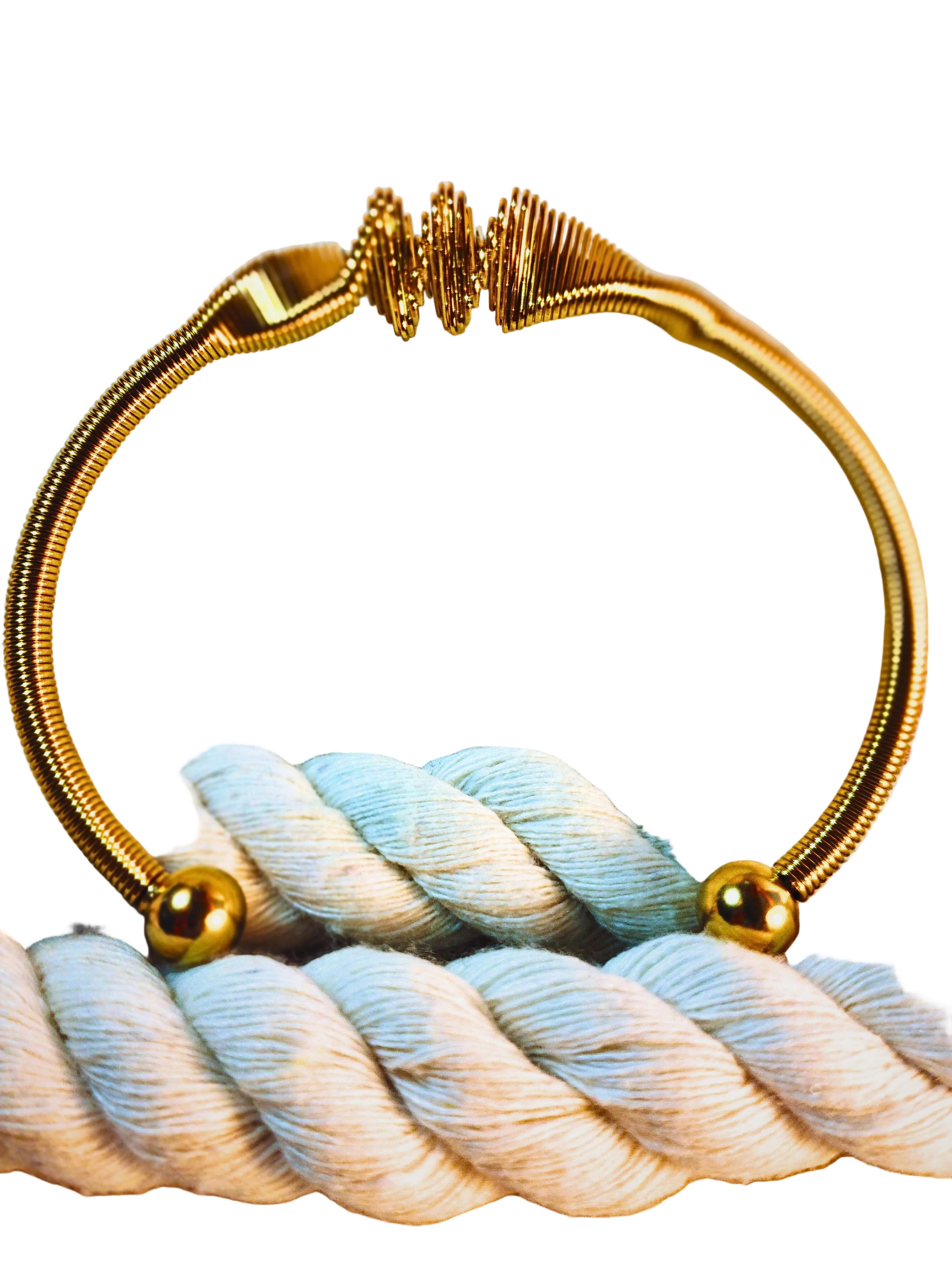 Meilleurs bracelets pour une journée tendances et incontournable, il y'a des bijoux  qu'on remarques, et d'autres qu'on ne peut pas quitter du regard, alors ce bracelet est de ceux-là. embellir votres poignée, et retrouver une élégance aussi parfaite.